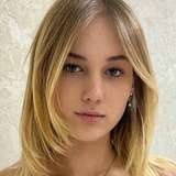 veronika_baby from fansly