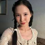 Mia-Young from fansly